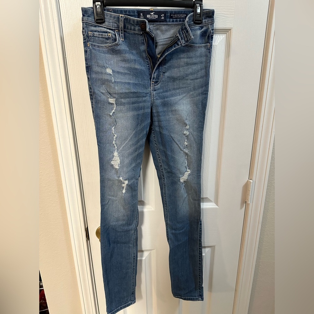 Hollister Women's Distressed Skinny Jeans - Blue